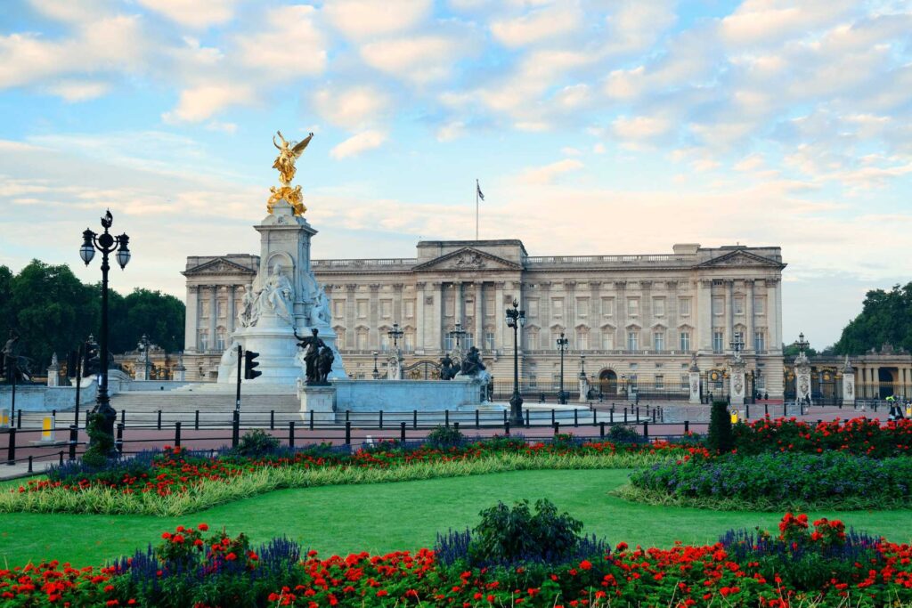 Najciekawsze atrakcje w Londynie — Pałac Buckingham