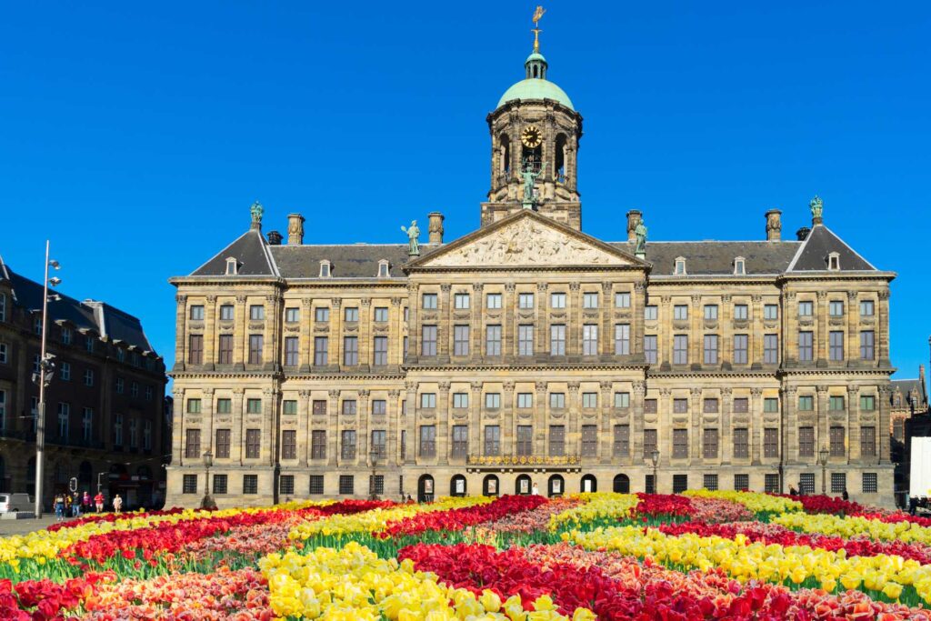 Najciekawsze atrakcje w Amsterdamie — Pałac Królewski