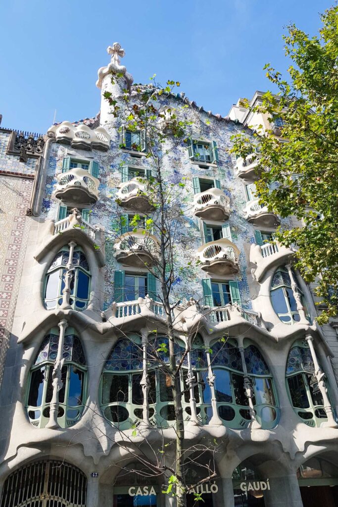 Najciekawsze atrakcje w Barcelonie — Casa Batlló