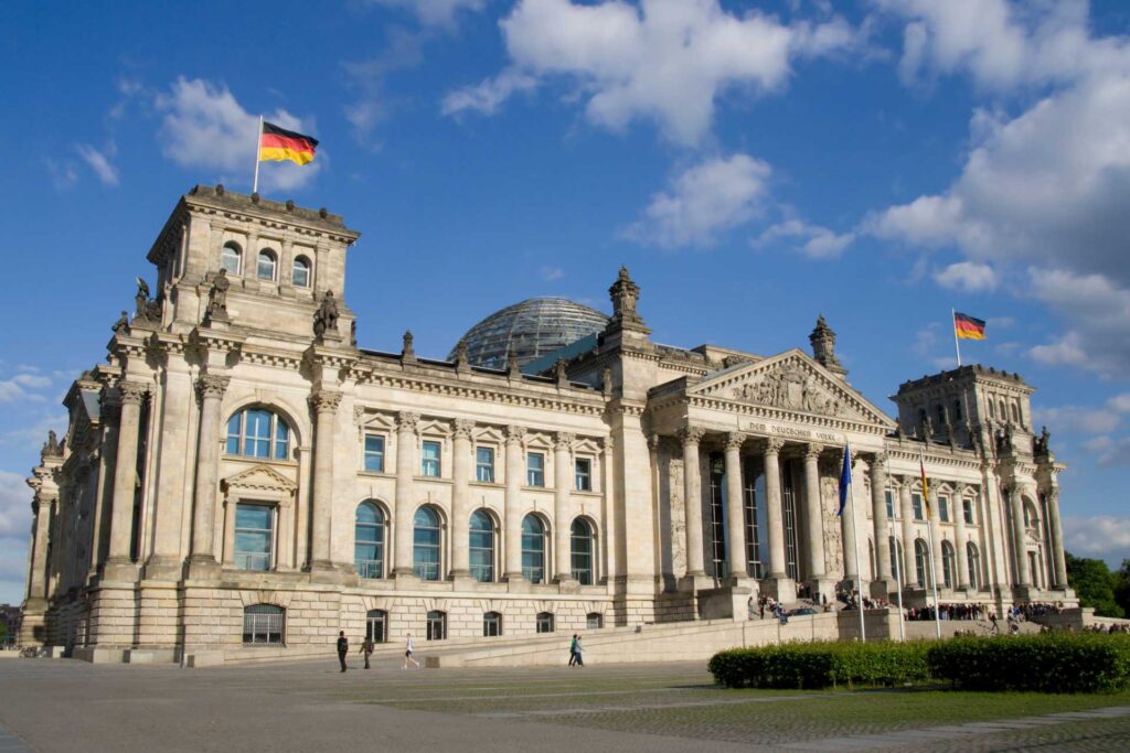 Najciekawsze atrakcje w Berlinie — Reichstag