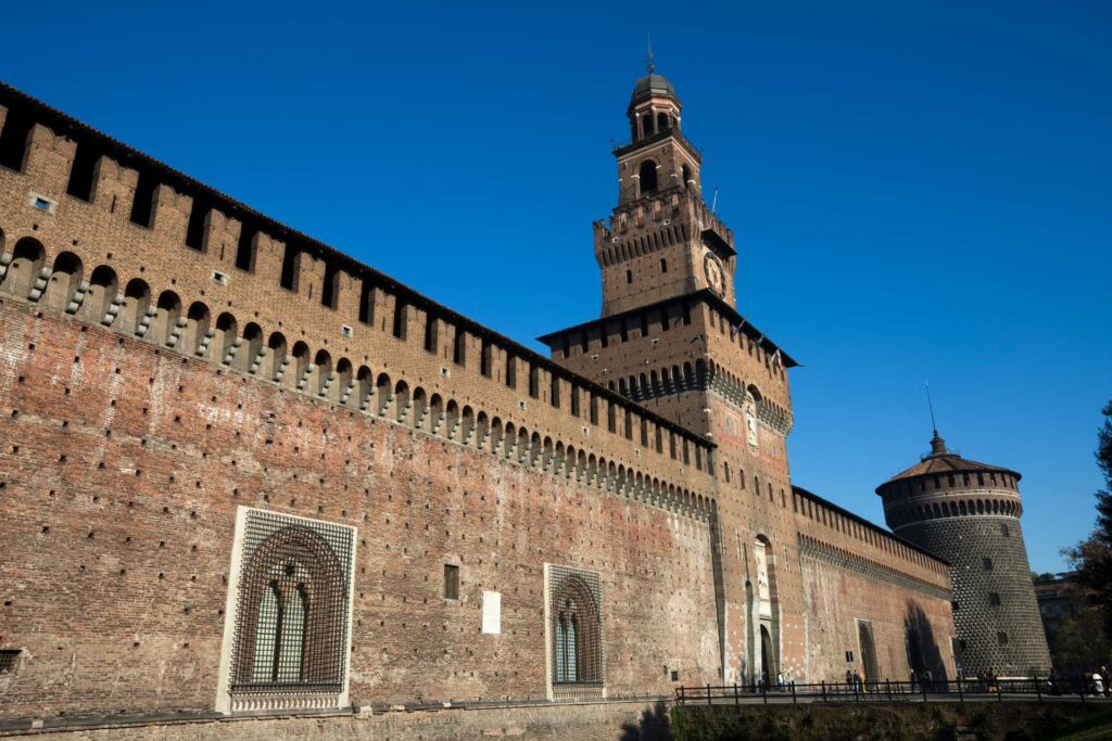 Najciekawsze atrakcje w Mediolanie — Zamek Sforzów