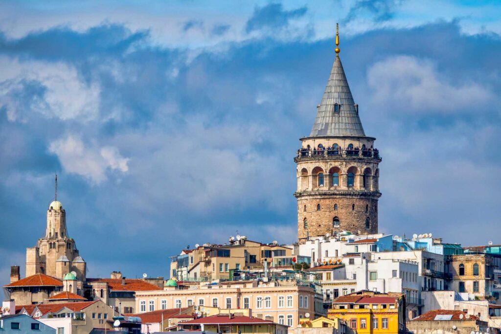 Najciekawsze atrakcje w Stambule — Wieża Galata