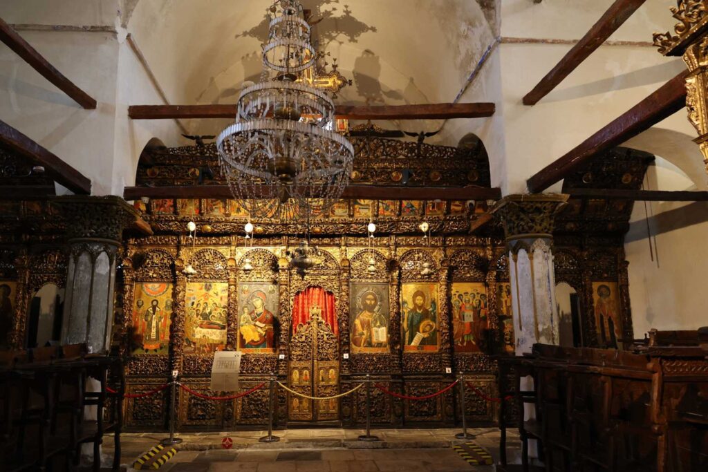 Wnętrze Muzeum Ikon Onufrego (©Walter Stiedenroth / Depositphotos.com)