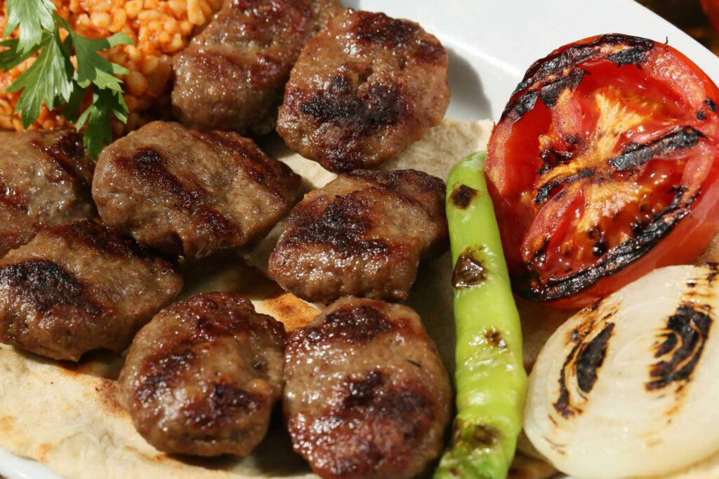 Co zjeść w Turcji — Köfte