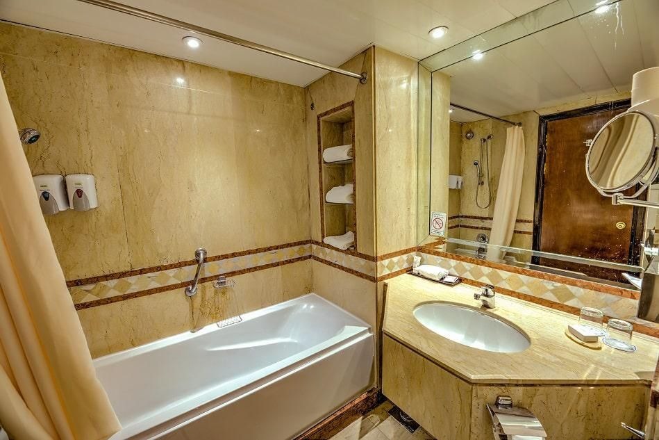 Continental Resort (ex Movenpick Resort)