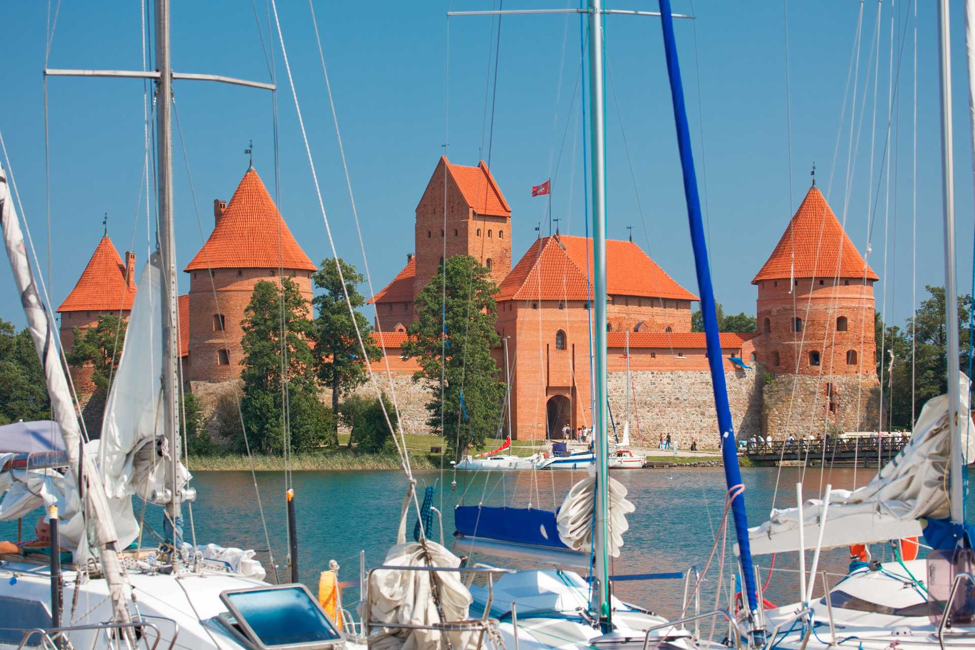 gdzie spać w trokach