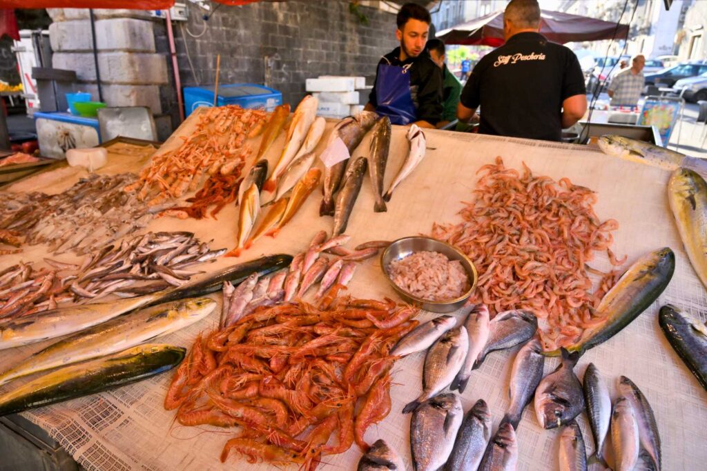 Co warto zobaczyć w Katanii — La Pescheria di Catania (© Flavijus Piliponis / Depositphotos.com)