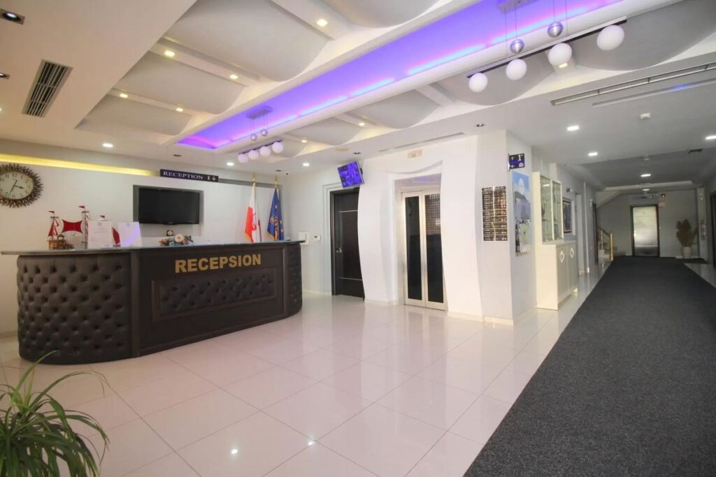 Mediterrane (Saranda)