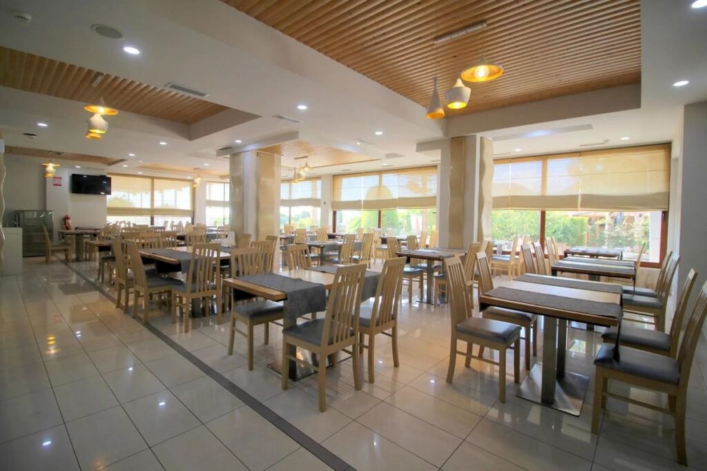 Mediterrane (Saranda)