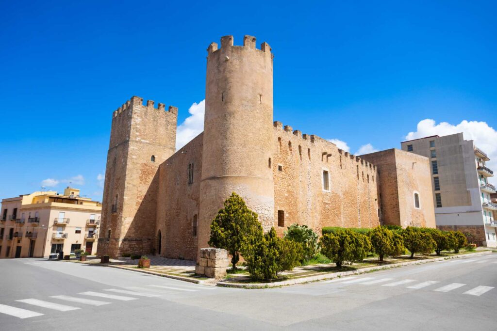 Modica - Ruiny zamku Castello dei Conti