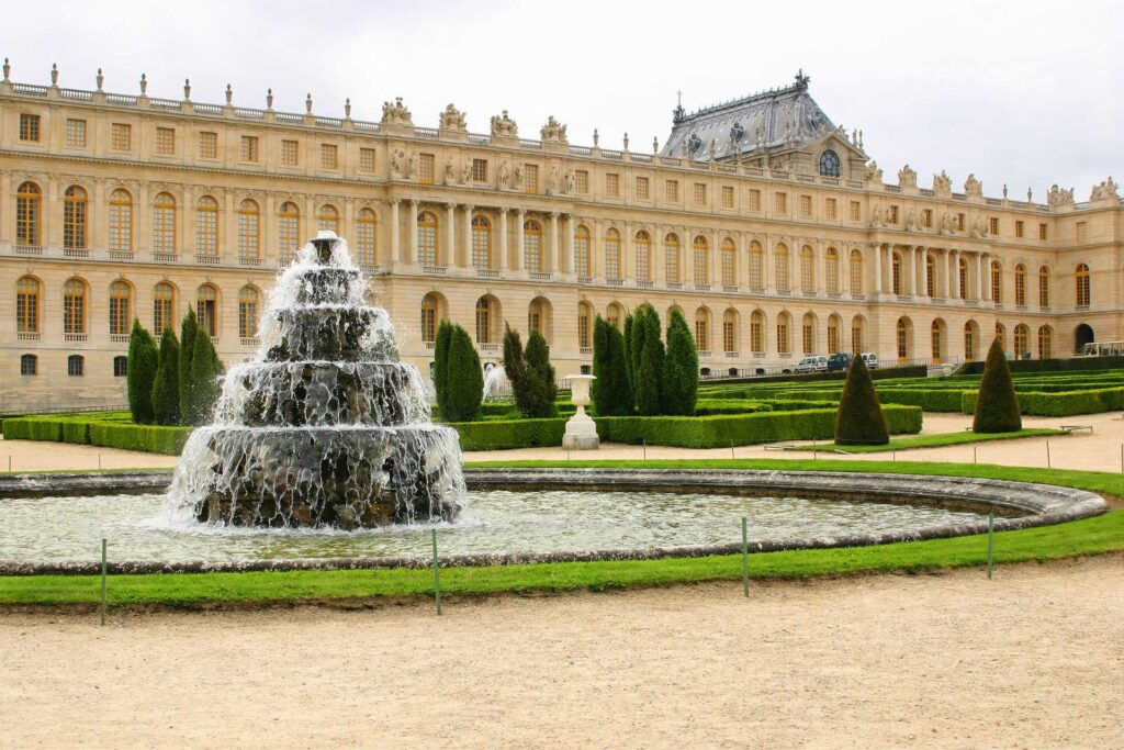 Najciekawsze atrakcje w Paryżu — Pałac Wersalski
