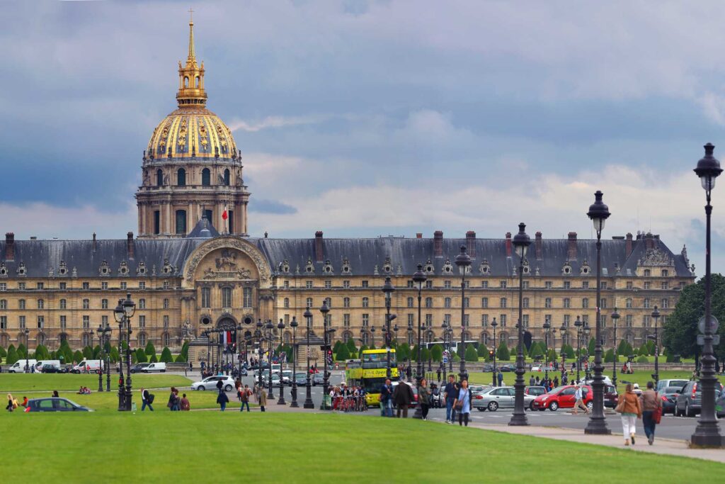 Najciekawsze atrakcje w Paryżu — Pałac Inwalidów