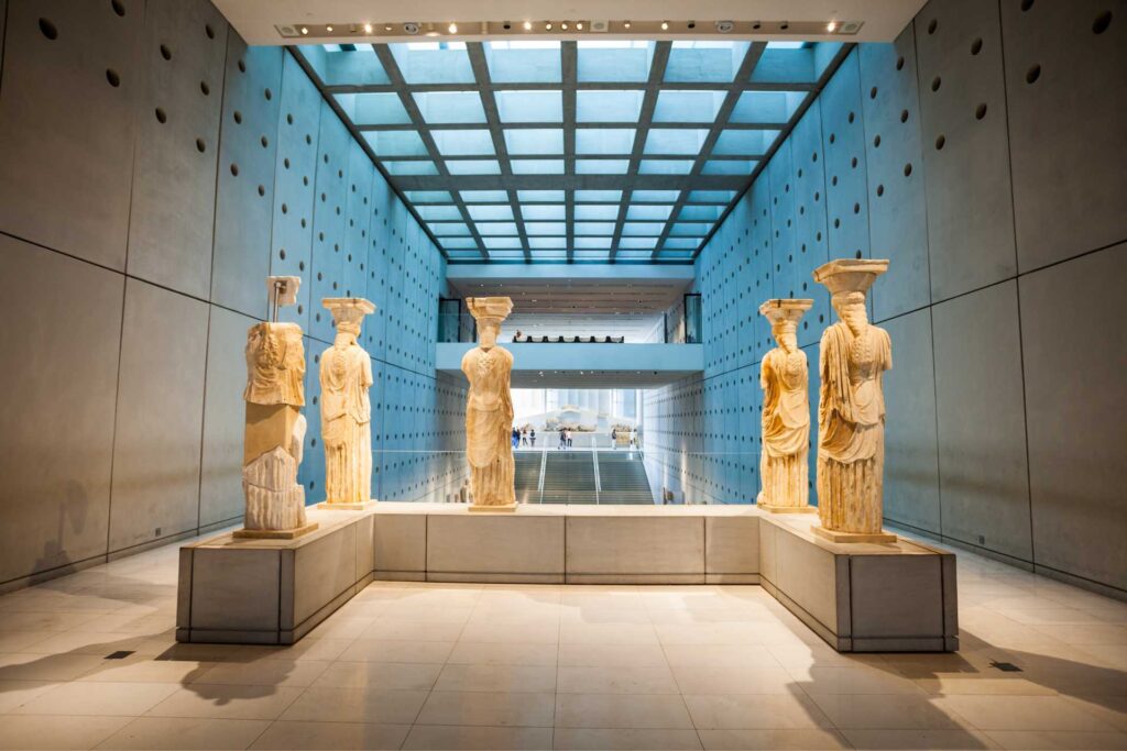 Najciekawsze atrakcje w Atenach — Muzeum Akropolu