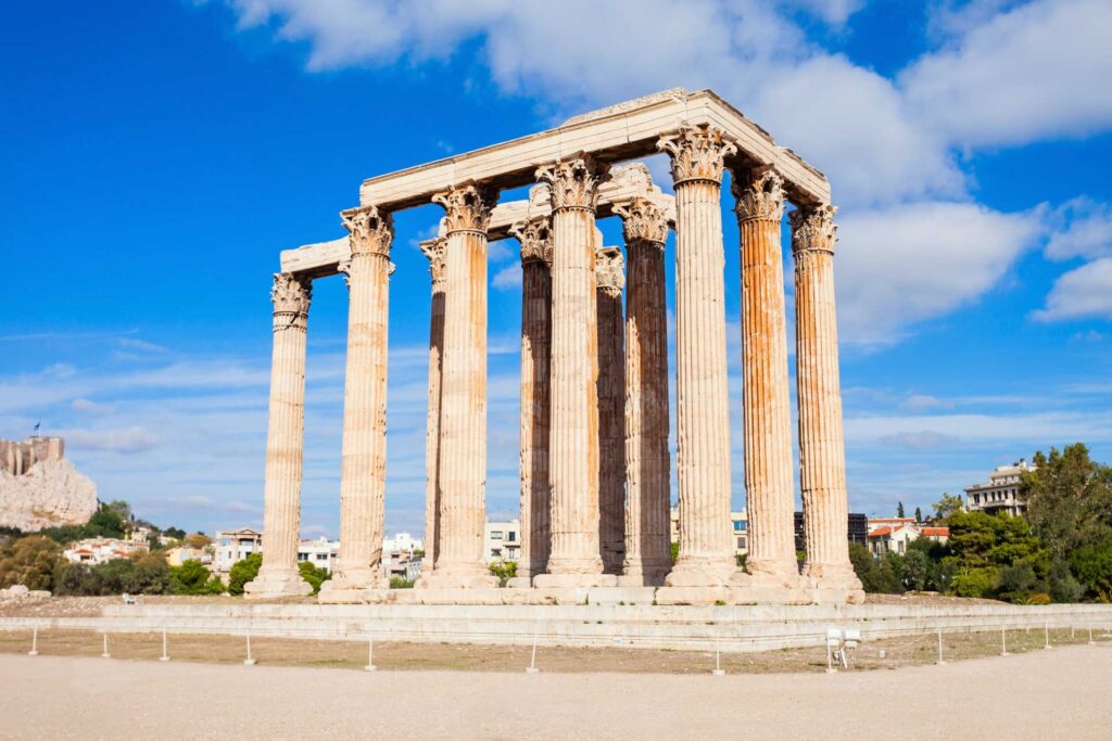 Najciekawsze atrakcje w Atenach — Świątynia Zeusa Olimpijskiego