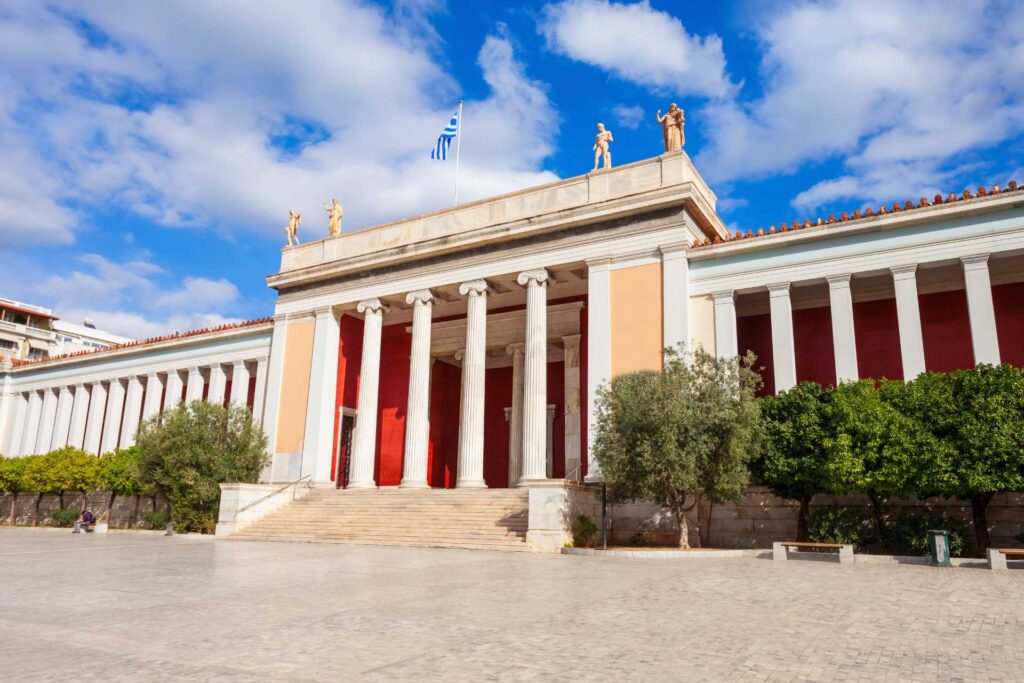 Najciekawsze atrakcje w Atenach — Narodowe Muzeum Archeologiczne