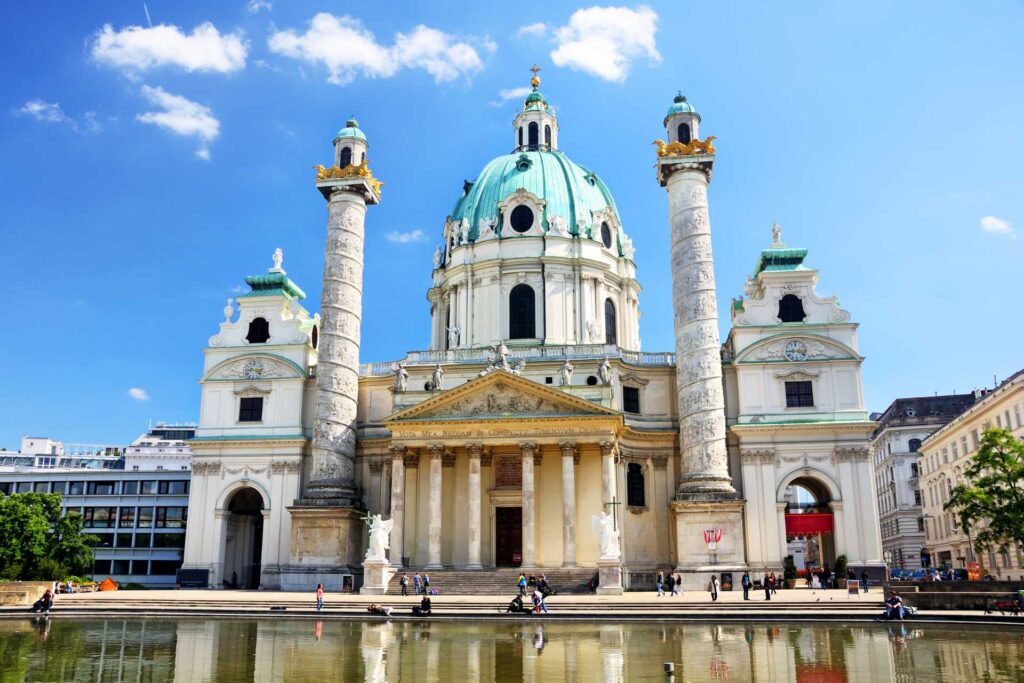 Najciekawsze atrakcje w Wiedniu — Kościół św. Karola Boromeusza