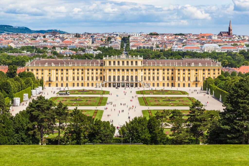 Najciekawsze atrakcje w Wiedniu — Pałac Schönbrunn