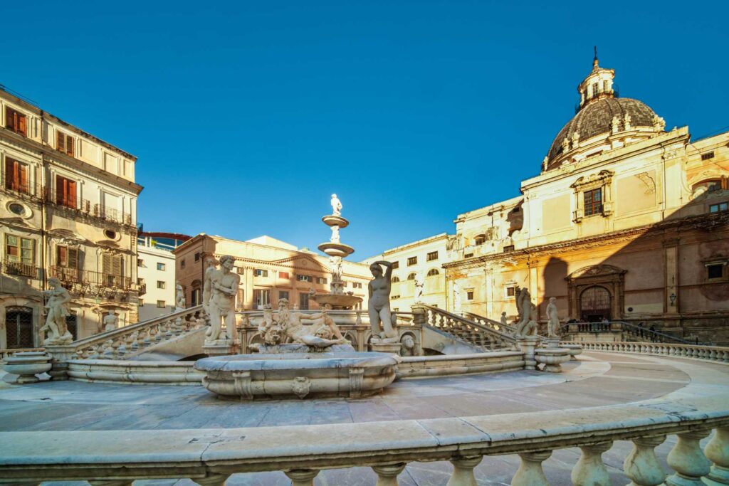 Co warto zobaczyć w Palermo — Piazza Pretoria