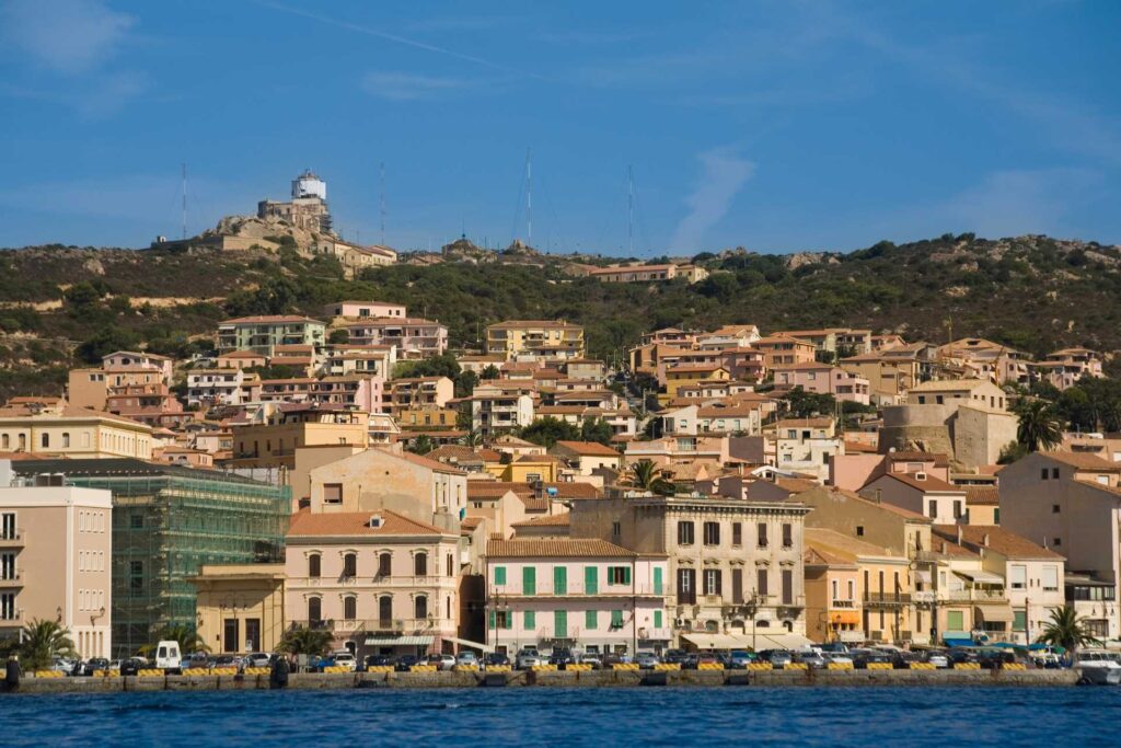 Co warto zobaczyć na Sardynii — La Maddalena
