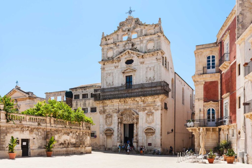 Co zobaczyć w Syrakuzach — Kościół św. Łucji
