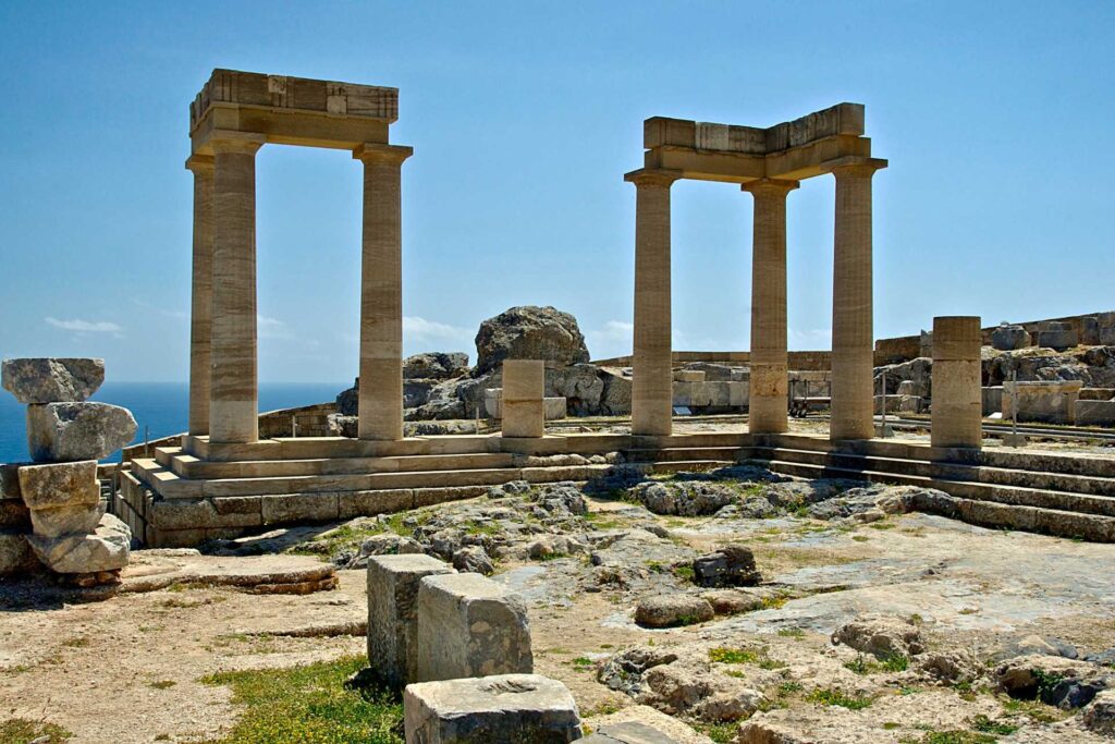 Rodos na wakacje w lipcu 2023 — Świątynia Ateny na Rodos