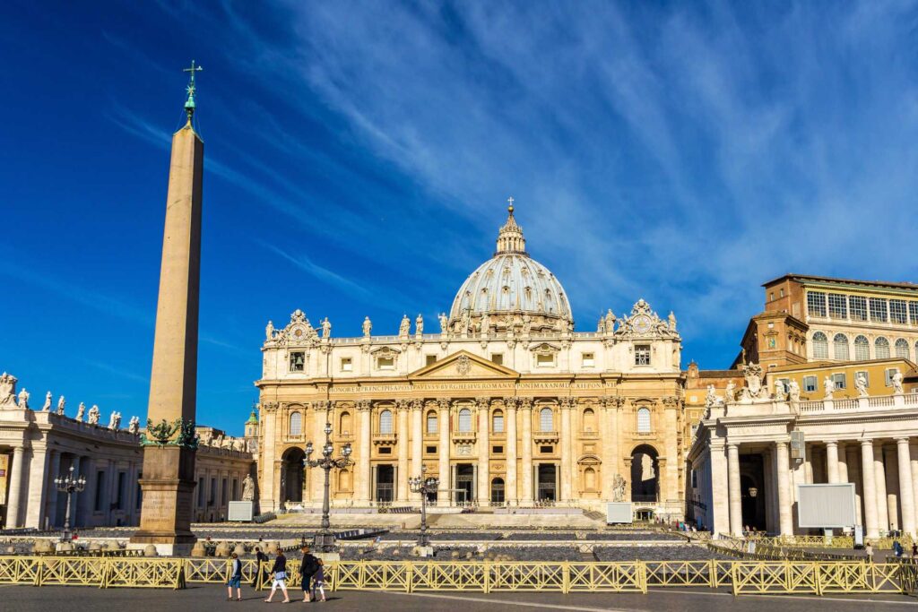 Wycieczki objazdowe do Włoch — Bazylika św. Piotra w Watykanie